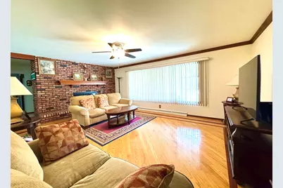 4215  Pennington Ln, Racine, WI 53403 - Photo 3