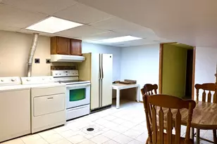 4215 Pennington Ln, Racine, WI 53403 - Photo 17