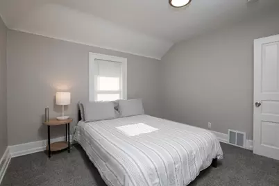 1110  Hayes Ave, Racine, WI 53405 - Photo 29