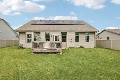4338  Sandstone Dr, Janesville, WI 53546 - Photo 15