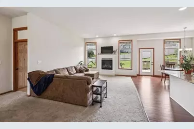 4338  Sandstone Dr, Janesville, WI 53546 - Photo 5