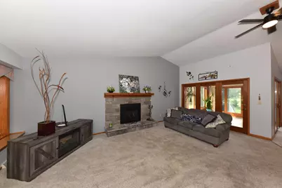 N71W27107  Meadow Wood Ln, Lisbon, WI 53089 - Photo 11