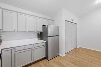 W1062  Marietta Ave #302, Ixonia, WI 53036 - Photo 11