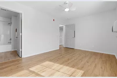 W1062  Marietta Ave #302, Ixonia, WI 53036 - Photo 23
