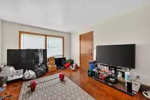 8113 W Beckett Ave, Milwaukee, WI 53218 - Photo 3