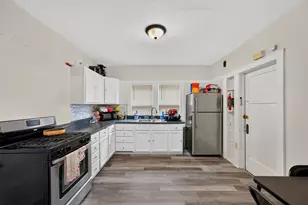 4751 N 34th St, Milwaukee, WI 53209 - Photo 7