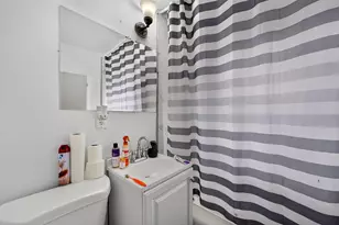 4751 N 34th St, Milwaukee, WI 53209 - Photo 13