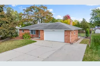 3401 S Webster Ave, Green Bay, WI 54301 - Photo 1