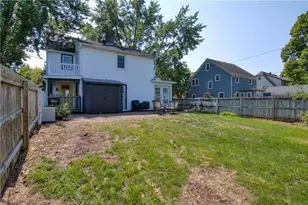 1828 Emery St, Altoona, WI 54701 - Photo 3