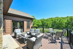 1062 N English Settlement Ave, Racine, WI 53105 - Photo 7