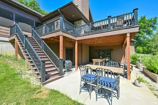 1062 N English Settlement Ave, Racine, WI 53105 - Photo 5