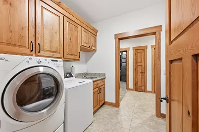 1062 N English Settlement Ave, Racine, WI 53105 - Photo 29