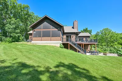 1062 N English Settlement Ave, Racine, WI 53105 - Photo 11