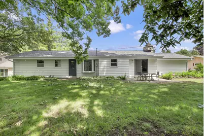 17755  Senlac Ln, Brookfield, WI 53045 - Photo 3