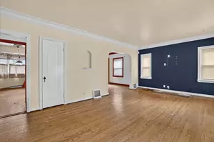 3939 N 41st St, Milwaukee, WI 53216 - Photo 11