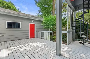 2712 N Maryland Ave, Milwaukee, WI 53211 - Photo 41