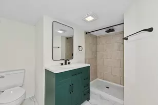 632 W Wisconsin Ave, Oconomowoc, WI 53066 - Photo 51