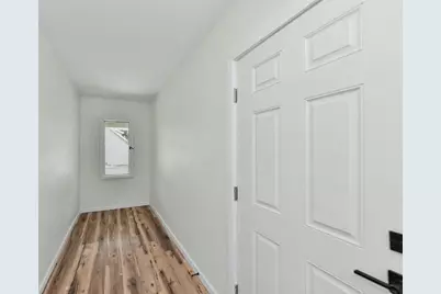 632 W Wisconsin Ave, Oconomowoc, WI 53066 - Photo 13