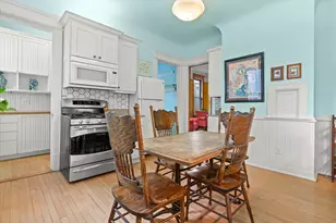 2712 N Maryland Ave, Milwaukee, WI 53211 - Photo 9