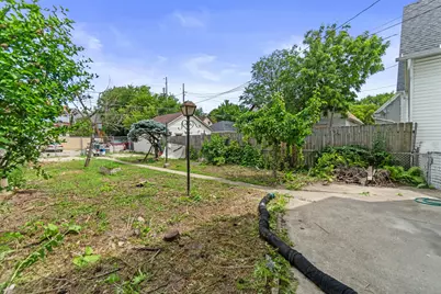2016 W Orchard St, Milwaukee, WI 53204 - Photo 25