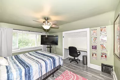 967 S 56th St, Milwaukee, WI 53214 - Photo 25