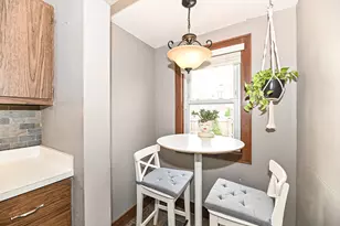 967 S 56th St, Milwaukee, WI 53214 - Photo 17