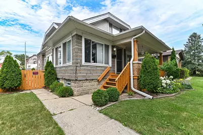 967 S 56th St, Milwaukee, WI 53214 - Photo 3