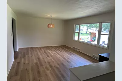 518  Winnebago St, Caledonia, MN 55921 - Photo 5
