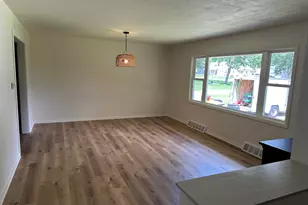 518 Winnebago St, Caledonia, MN 55921 - Photo 5