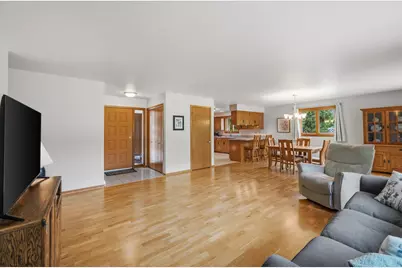 3713  Highcliff Ct, Sheboygan, WI 53083 - Photo 11