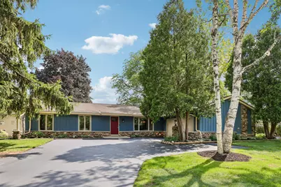 17675  Wexford Ct, Brookfield, WI 53045 - Photo 5