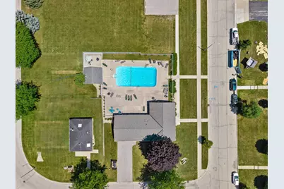 10154 W Whitnall Edge Dr #E, Franklin, WI 53132 - Photo 21