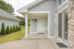 14048 W Waters Edge Trail, New Berlin, WI 53151 - Photo 3