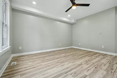3528 N 87th St, Milwaukee, WI 53222 - Photo 9