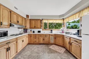 104 Homestead Rd, Delavan, WI 53115 - Photo 7