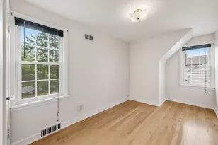 4623 N Idlewild Ave, Whitefish Bay, WI 53211 - Photo 23