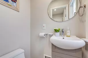 4623 N Idlewild Ave, Whitefish Bay, WI 53211 - Photo 29