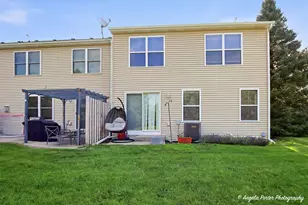 1400 Hunters Ridge Dr, Genoa City, WI 53128 - Photo 17