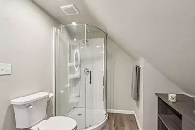 3959 E Underwood Ave, Cudahy, WI 53110 - Photo 27