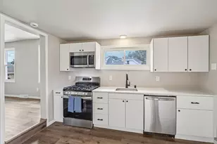 3959 E Underwood Ave, Cudahy, WI 53110 - Photo 13