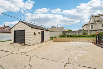 3959 E Underwood Ave, Cudahy, WI 53110 - Photo 39