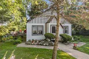 506 Pinewood Trace, Twin Lakes, WI 53181 - Photo 5