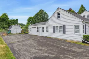 11911 N Wauwatosa Rd, Mequon, WI 53097 - Photo 3