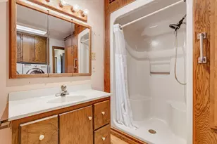 11911 N Wauwatosa Rd, Mequon, WI 53097 - Photo 29