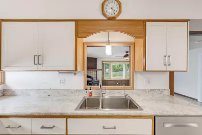11911 N Wauwatosa Rd, Mequon, WI 53097 - Photo 15