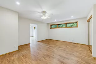 11911 N Wauwatosa Rd, Mequon, WI 53097 - Photo 25
