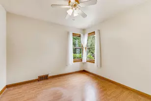 11911 N Wauwatosa Rd, Mequon, WI 53097 - Photo 9