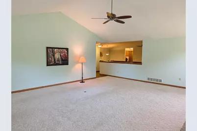 1030 N Sunnyslope Dr #204, Racine, WI 53406 - Photo 7
