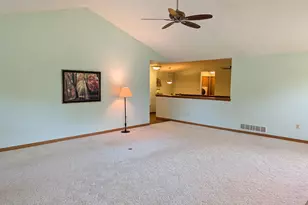 1030 N Sunnyslope Dr, Racine, WI 53406 - Photo 7