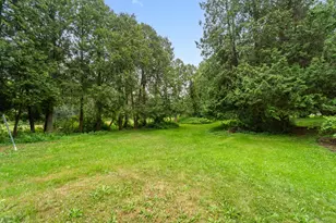 1900 Edgewater Dr, Grafton, WI 53024 - Photo 19